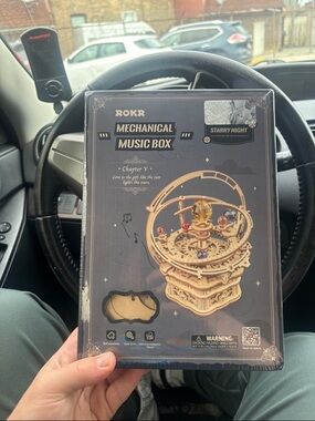 ROKR Starry Night Mechanical Music Box - Gold Wood Finish